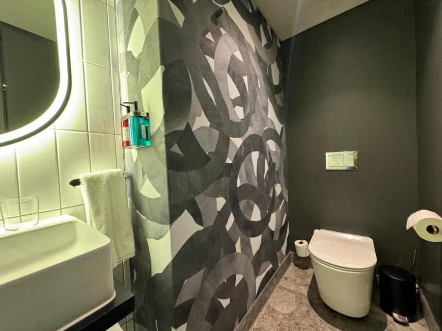 1 Bedroom Property for Sale in Cape Town City Centre Western Cape
